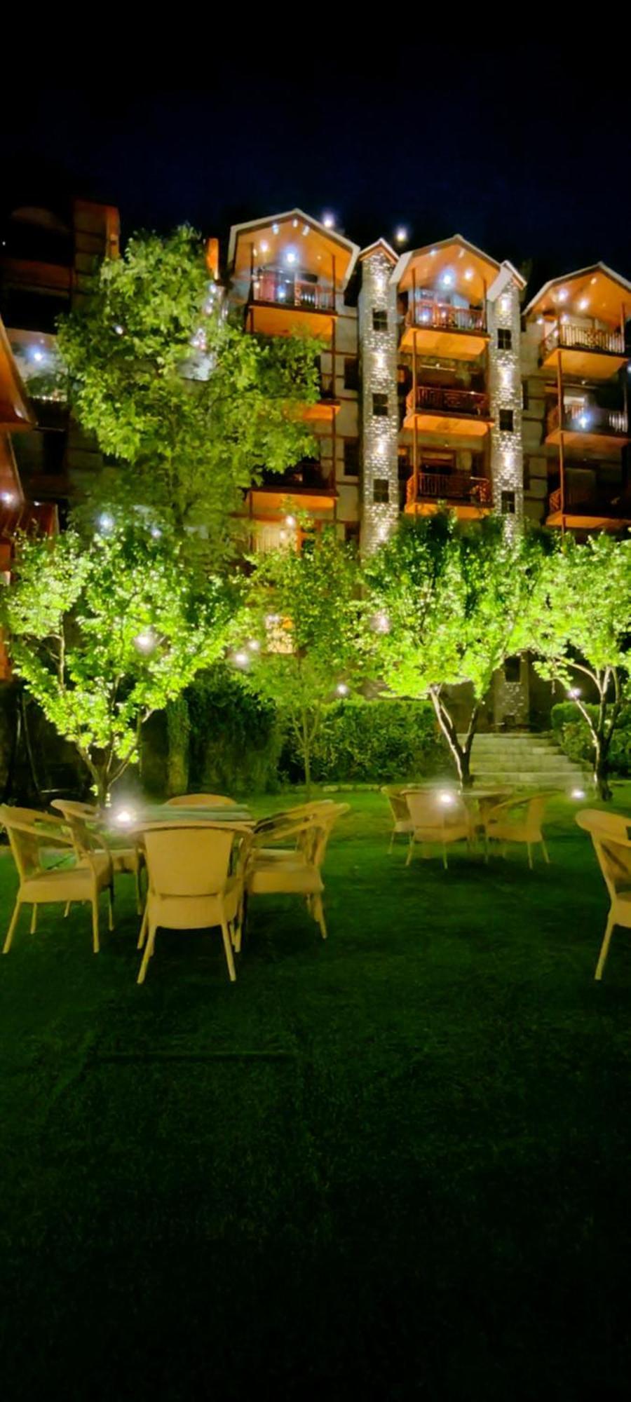 Regenta Inn By Riverside Manali Kültér fotó