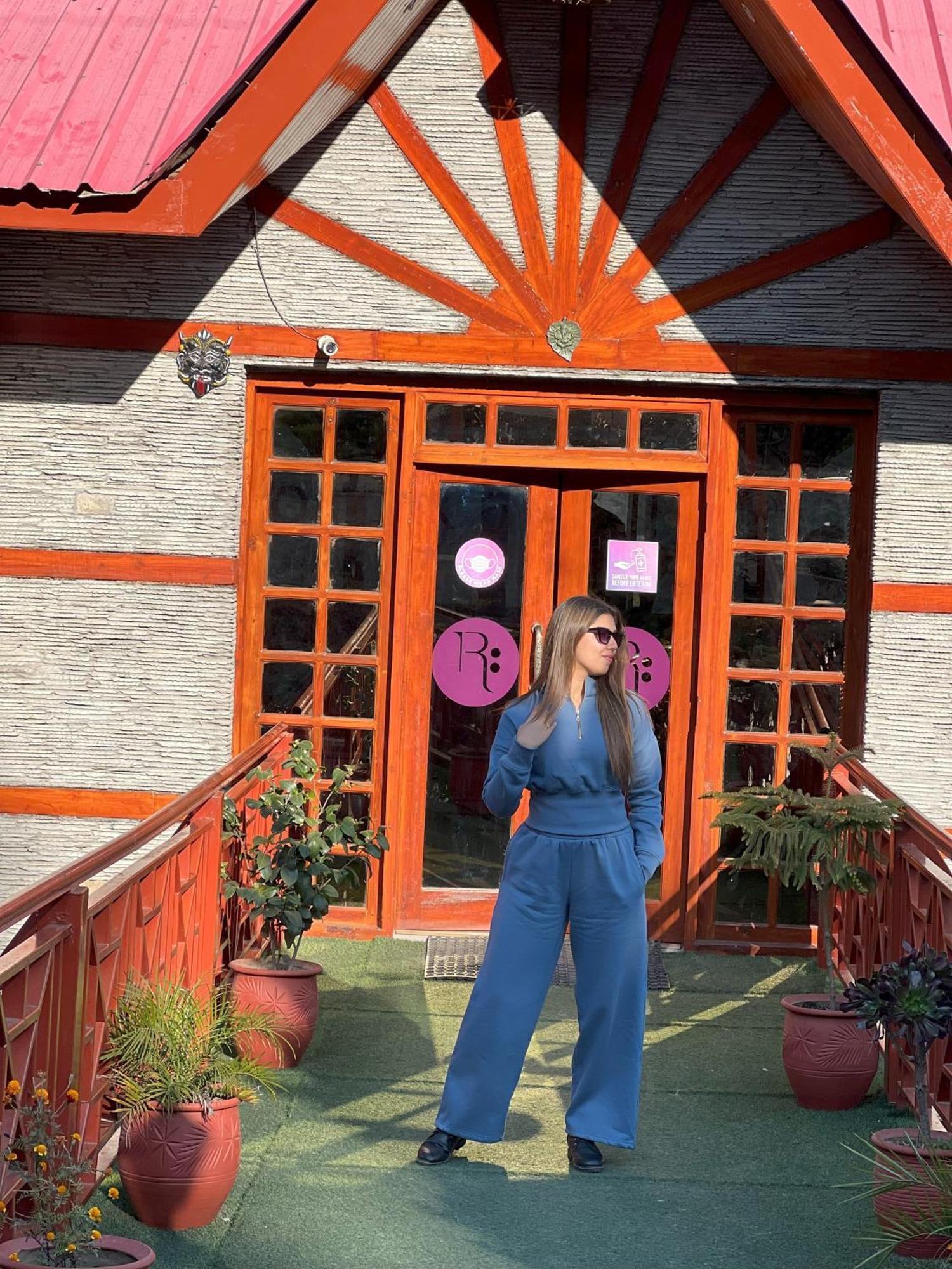 Regenta Inn By Riverside Manali Kültér fotó