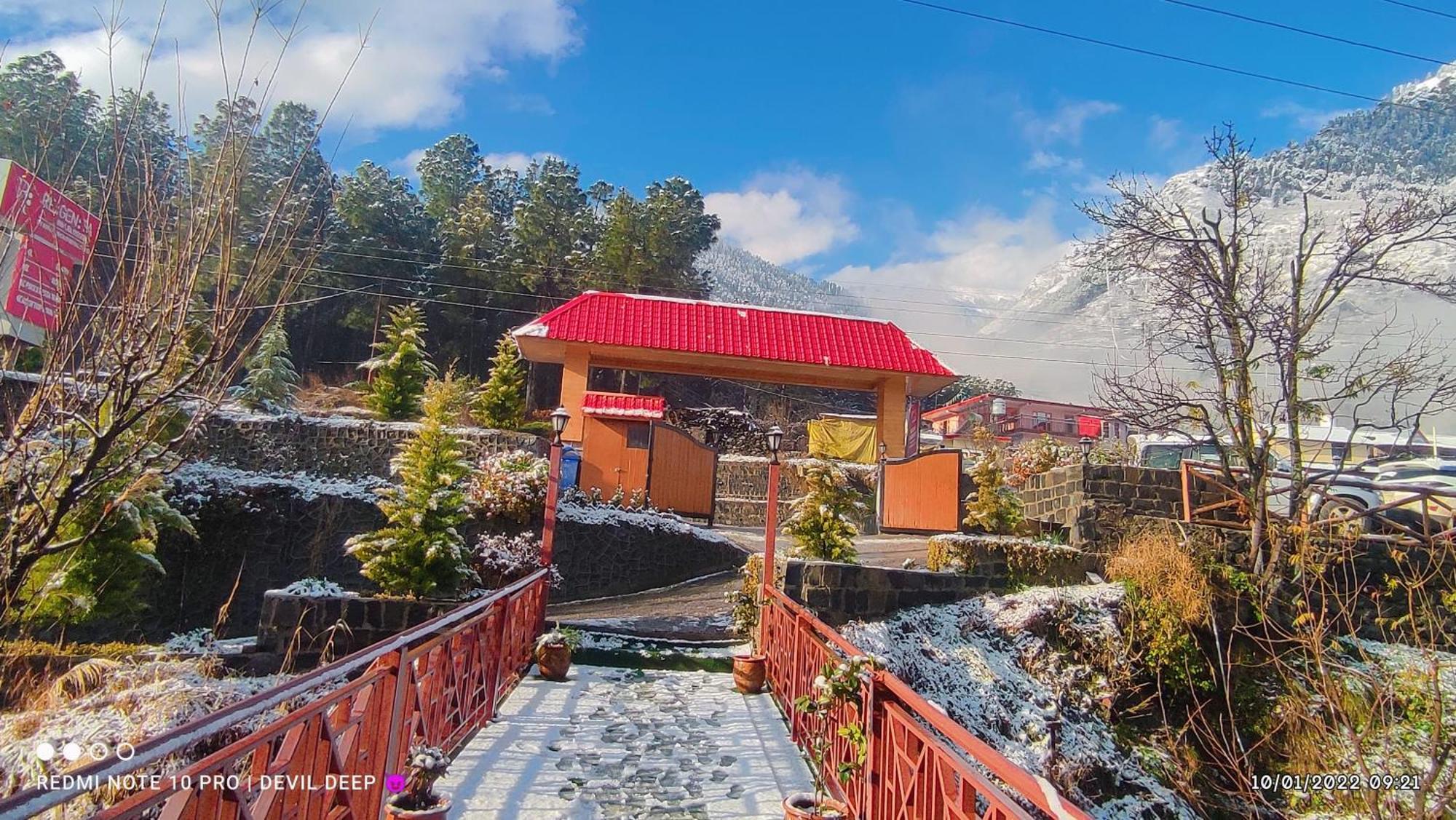 Regenta Inn By Riverside Manali Kültér fotó