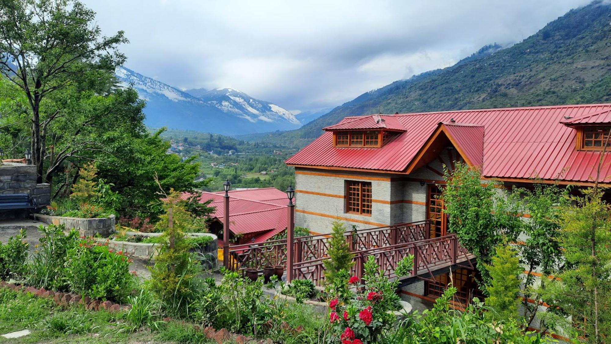 Regenta Inn By Riverside Manali Kültér fotó