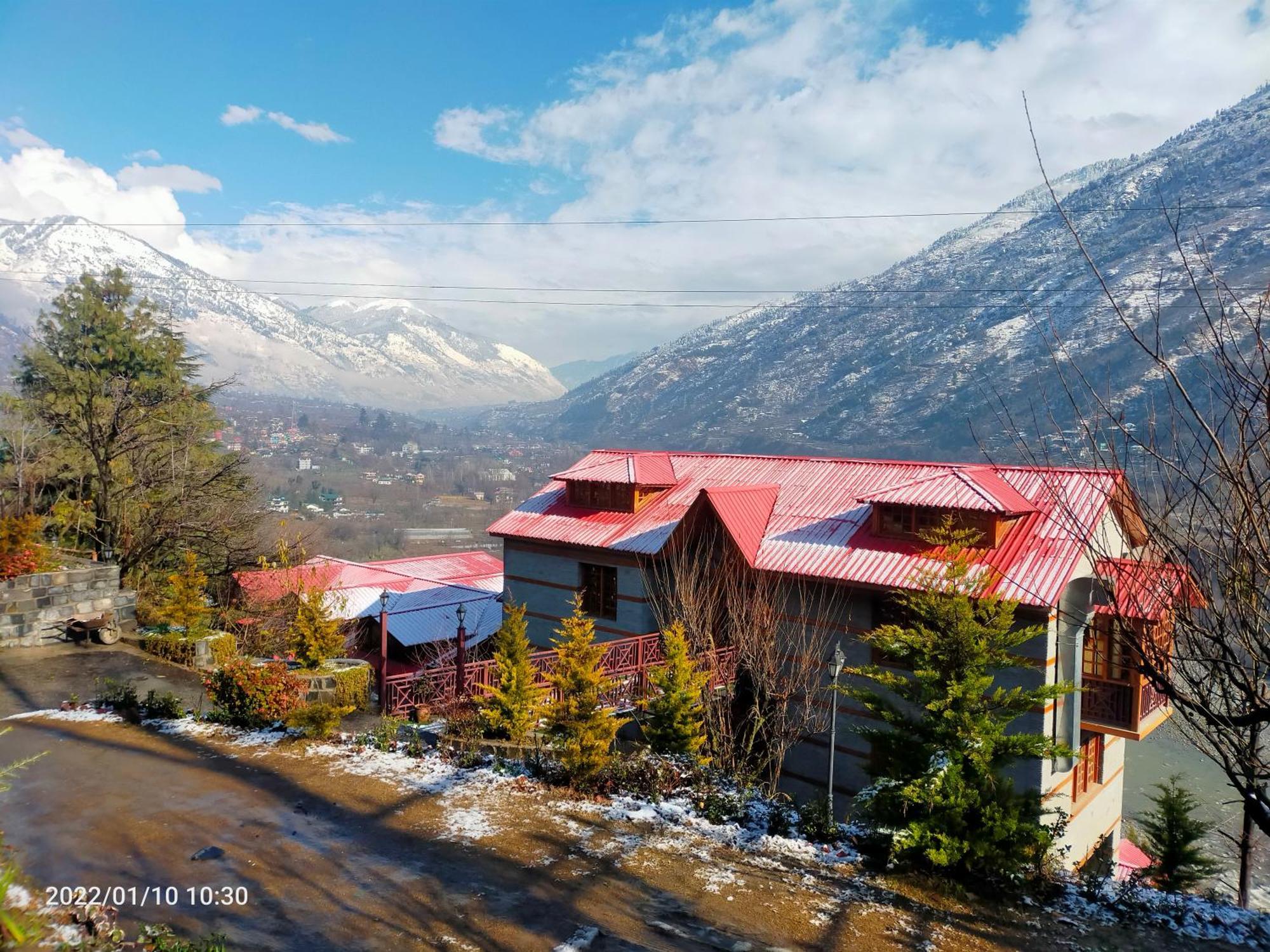 Regenta Inn By Riverside Manali Kültér fotó