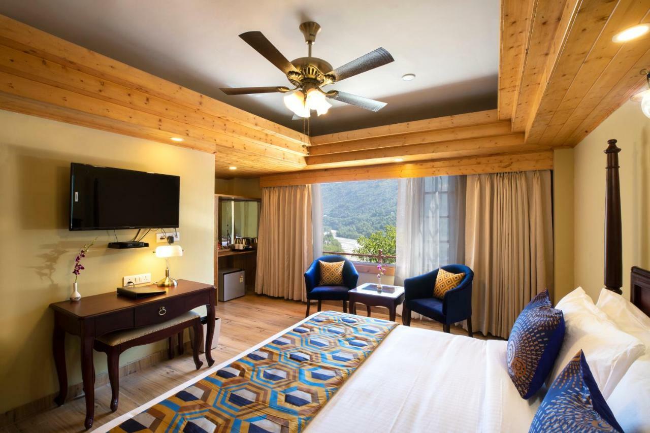 Regenta Inn By Riverside Manali Kültér fotó