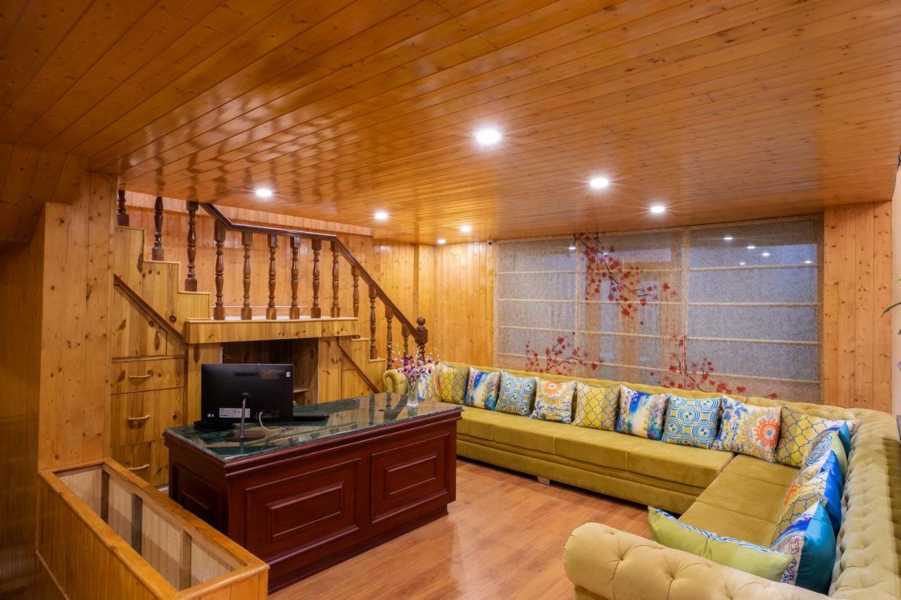 Regenta Inn By Riverside Manali Kültér fotó